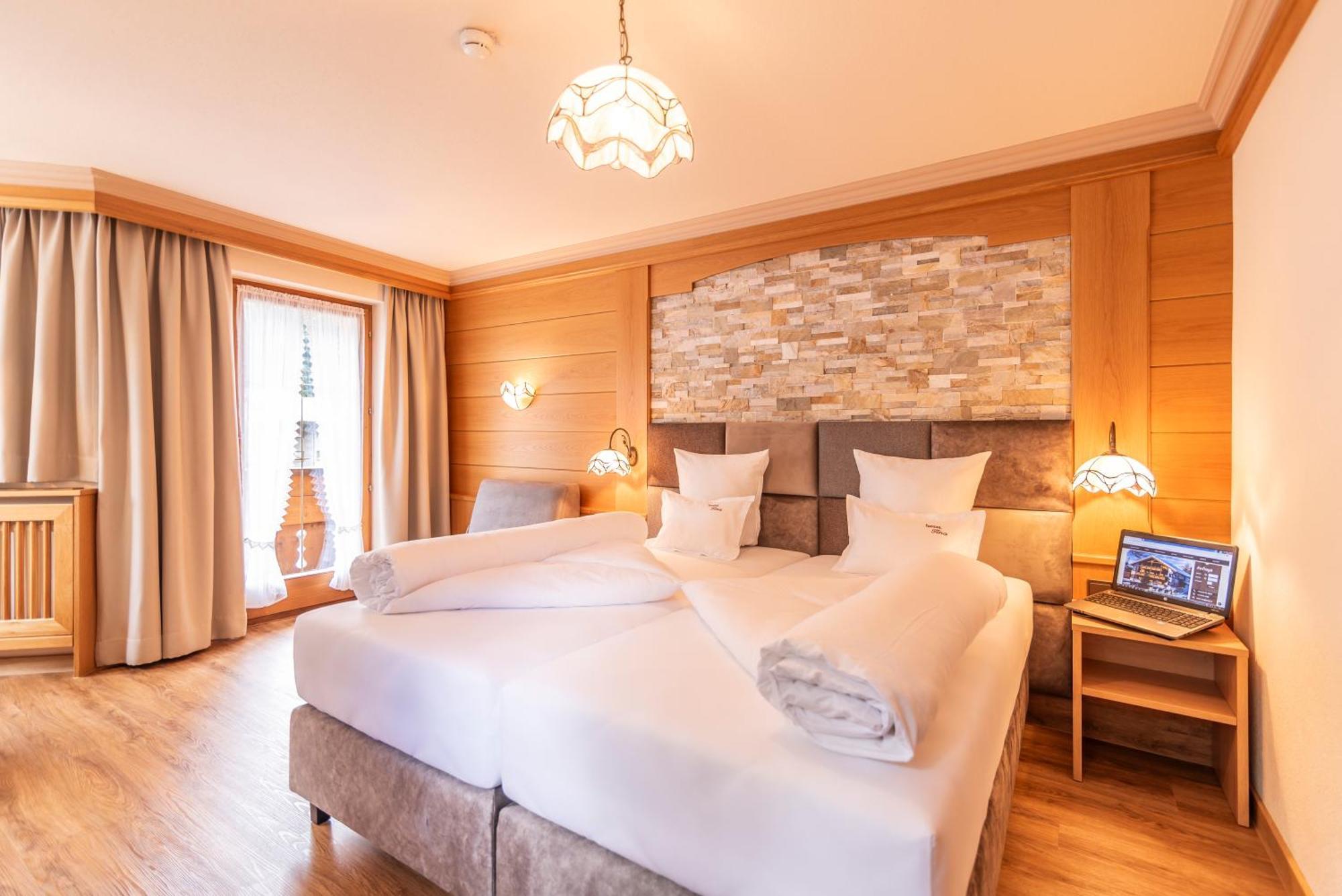 Hotel Garni Apart Tina Ischgl Eksteriør bilde